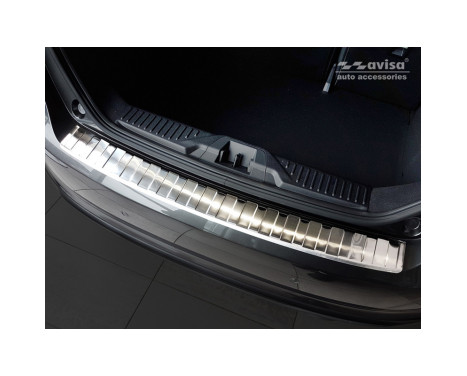 Stainless steel bumper protector suitable for Ford Fiesta MK8 5-door 2017- 'Ribs', Image 2