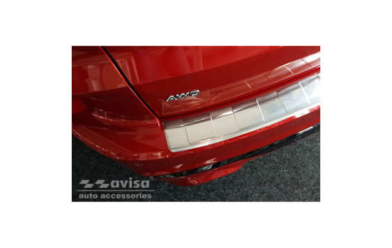 Stainless steel bumper protector suitable for Ford Kuga III ST-Line 2019- 'Ribs', Image 5
