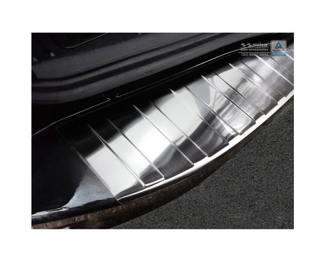 Stainless steel bumper protector suitable for Ford Mondeo Wagon 2007-2010 'Ribs', Image 4