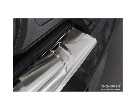 Stainless steel bumper protector suitable for Ford Mustang VI Coupé 2015-2017 & FL 2017- 'Ribs', Image 4