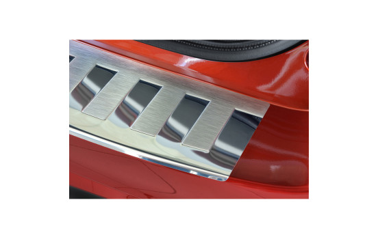 Stainless steel bumper protector suitable for Honda Civic Tourer 2014- 'Ribs', Image 2