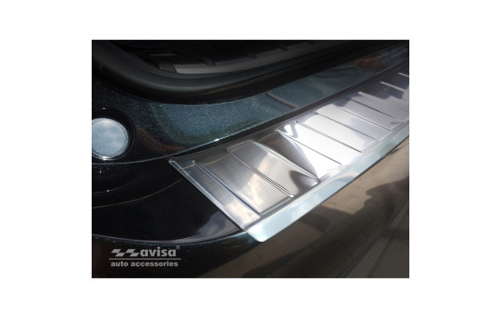 Stainless steel bumper protector suitable for Lexus RX 2015- 'Ribs', Image 2