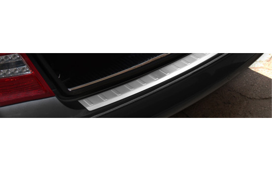 Stainless steel bumper protector suitable for Mercedes C-Class W204 2007-2011 'Ribs'