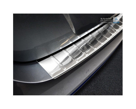 Stainless steel bumper protector suitable for Nissan Leaf II 2017- 'Ribs', Image 3