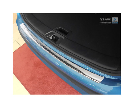 Stainless steel bumper protector suitable for Nissan Qashqai II Facelift 2017- 'Ribs', Image 3