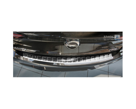 Stainless steel bumper protector suitable for Opel Astra K HB 5-door 2015- 'Ribs', Image 3