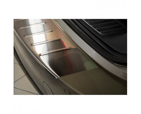 Stainless steel bumper protector suitable for Opel Insignia Sportstourer 2008- 'Ribs', Image 2