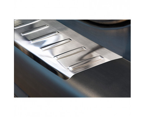 Stainless steel bumper protector suitable for Peugeot 2008 2013- 'Ribs', Image 2