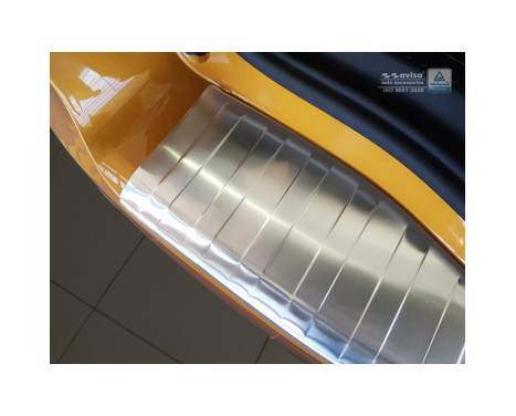 Stainless steel bumper protector suitable for Renault Scenic IV 2016- 'Ribs', Image 4
