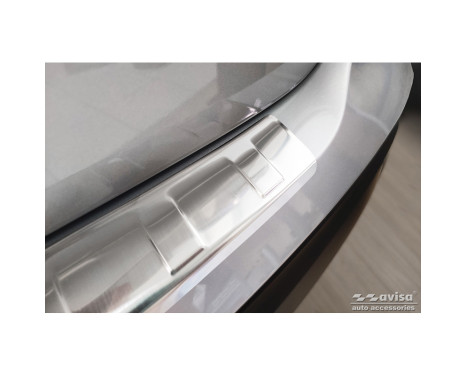 Stainless steel bumper protector suitable for Skoda Enyaq iV 2020- 'Ribs', Image 3