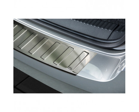 Stainless steel bumper protector suitable for Skoda Fabia III Combi 2015- 'Ribs', Image 2