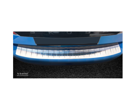 Stainless steel bumper protector suitable for Skoda Kamiq 2019- 'Ribs', Image 3