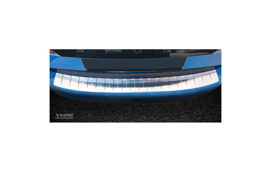 Stainless steel bumper protector suitable for Skoda Kamiq 2019- 'Ribs', Image 3