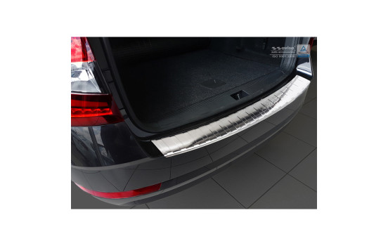 Stainless steel bumper protector suitable for Skoda Octavia III Kombi Facelift 2017- 'Ribs'