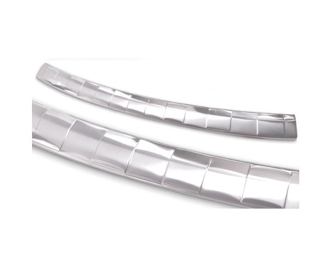 Stainless steel bumper protector suitable for Skoda Octavia IV Kombi 2020- 'Ribs', Image 5