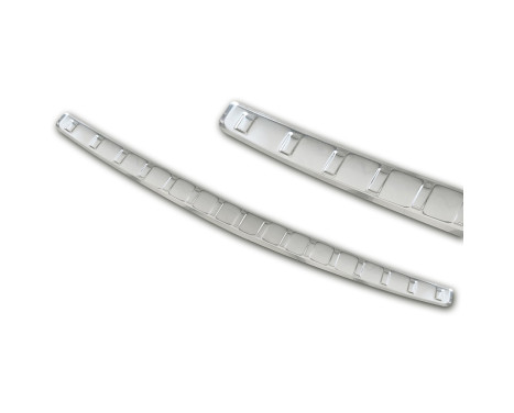 Stainless steel bumper protector suitable for Skoda Octavia IV Liftback 2020- 'Ribs', Image 6