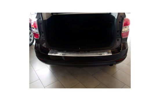 Stainless steel bumper protector suitable for Subaru Forester IV 2012- 'Ribs', Image 2