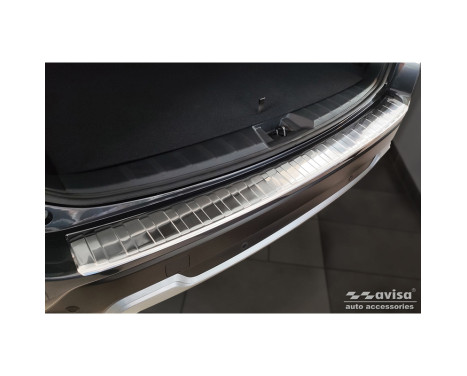 Stainless steel bumper protector suitable for Subaru Forester (SK) 2018- 'Ribs', Image 3