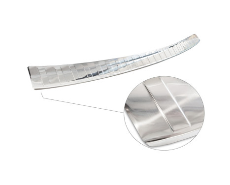 Stainless steel bumper protector suitable for Subaru Forester (SK) 2018- 'Ribs', Image 6