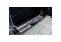 Stainless steel bumper protector suitable for Suzuki Grand Vitara II 5-door 2006- (with spare wheel)