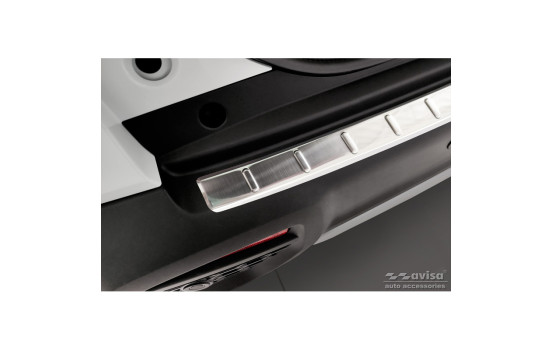 Stainless steel bumper protector suitable for Suzuki S-Cross II 2022- 'Ribs', Image 4