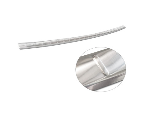 Stainless steel bumper protector suitable for Suzuki S-Cross II 2022- 'Ribs', Image 6