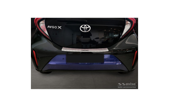 Stainless steel bumper protector suitable for Toyota Aygo X 2022- 'Ribs', Image 2