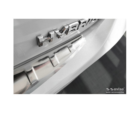 Stainless steel bumper protector suitable for Toyota Camry Hybrid (V7) 2017-2021 & FL 2021- 'Ribs', Image 3