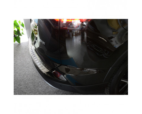 Stainless steel bumper protector suitable for Toyota RAV4 2015- 'Ribs'