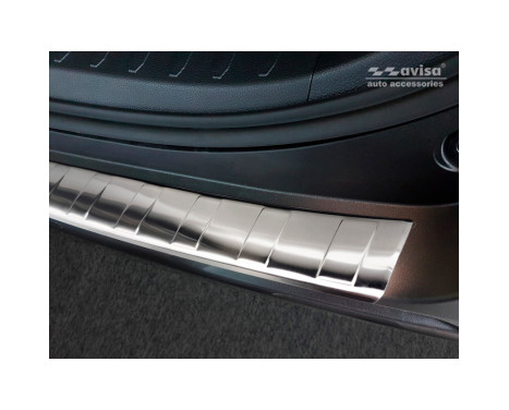 Stainless steel bumper protector suitable for Toyota RAV4 (5th Gen) 2018- 'Ribs', Image 3