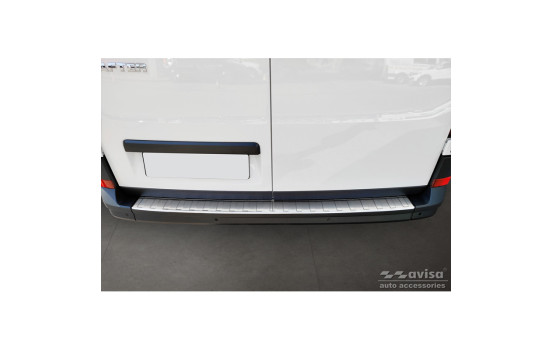 Stainless steel bumper protector suitable for Volkswagen Crafter & MAN TGE 2017- 'Ribs' ('XL' versio, Image 2