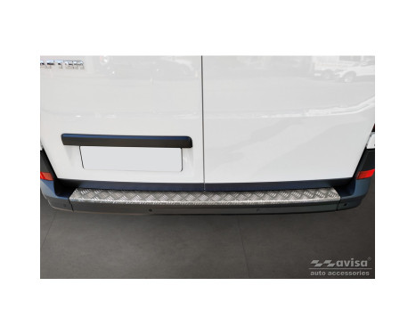 Stainless steel bumper protector suitable for Volkswagen Crafter & MAN TGE 2017- 'Riffled' ('XL' ver, Image 3