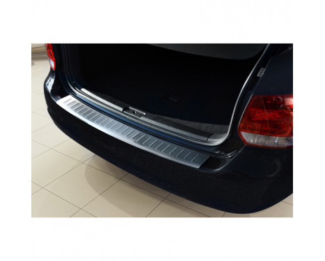Stainless steel bumper protector suitable for Volkswagen Golf V/VI Variant 2003-2012 'Ribs'