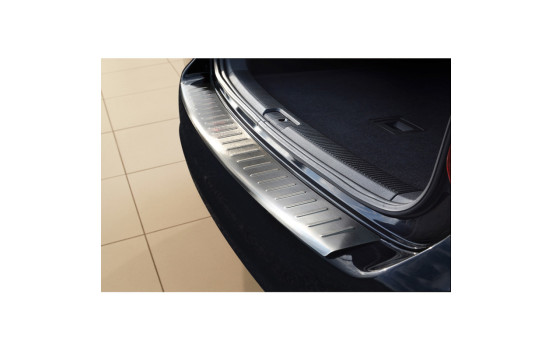 Stainless steel bumper protector suitable for Volkswagen Golf V/VI Variant 2003-2012 'Ribs', Image 3