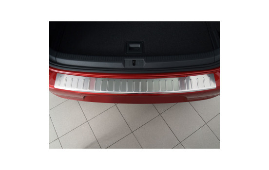 Stainless steel bumper protector suitable for Volkswagen Golf VII 5-door 2012- 'Ribs'