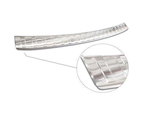 Stainless steel bumper protector suitable for Volkswagen Passat Sedan 2014-2019 & FL 2019- 'Ribs', Image 5