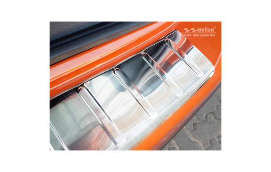 Stainless steel bumper protector suitable for Volkswagen T-Cross 2019- 'Ribs', Image 3