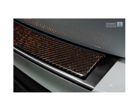 Stainless steel rear bumper protector 'Deluxe' Mercedes GLC 2015- Black / Red-Black Carbon, Image 4