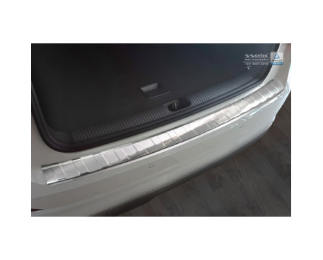 Stainless steel rear bumper protector Audi Q2 2016- 'Ribs', Image 2