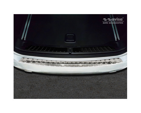 Stainless steel rear bumper protector BMW X3 (G01) 2017- with M-package 'Ribs', Image 3