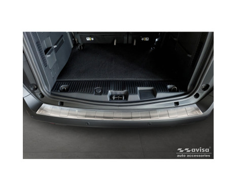 Stainless Steel Rear Bumper Protector Ford Tourneo Courier II / Transit Courier II 2023- 'Ribs', Image 4