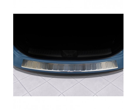 Stainless steel rear bumper protector Hyundai i40 CW 2011- 'Ribs'