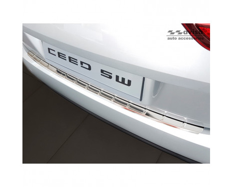 Stainless steel rear bumper protector Kia Ceed III SW 2018- 'Ribs'