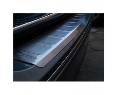 Stainless steel rear bumper protector Mercedes C-Class W204 2007-2011 'Ribs', Image 4