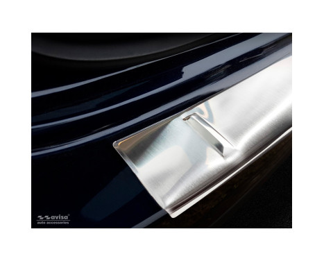Stainless steel rear bumper protector Mercedes GLE II (W167) 2019- 'Ribs', Image 3