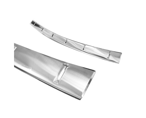 Stainless steel rear bumper protector Mercedes GLE II (W167) 2019- 'Ribs', Image 4