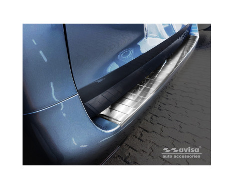 Stainless steel rear bumper protector Mercedes Vito & V-Class 2014- 'Ribs' (Long version), Image 2