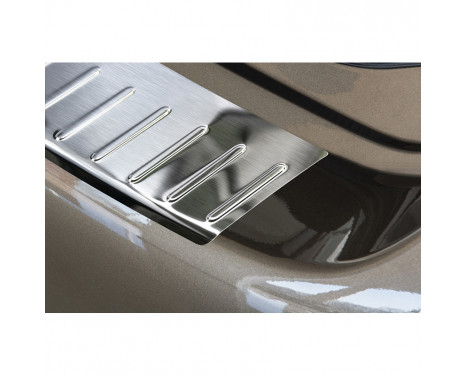 Stainless steel rear bumper protector Nissan Pulsar 2014- 'Ribs', Image 2