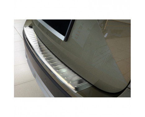 Stainless steel rear bumper protector Skoda Yeti 2013- 'Ribs'