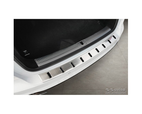 Stainless steel rear bumper protector suitable for Audi A4 Avant B9 (incl. S-Line) 2015-2019 & Facelift 2019- -, Image 3